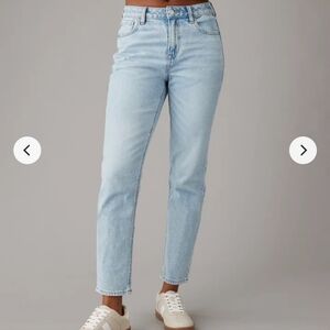 American Eagle Outfitters Strigid Mom Jeans Size 000 Regular